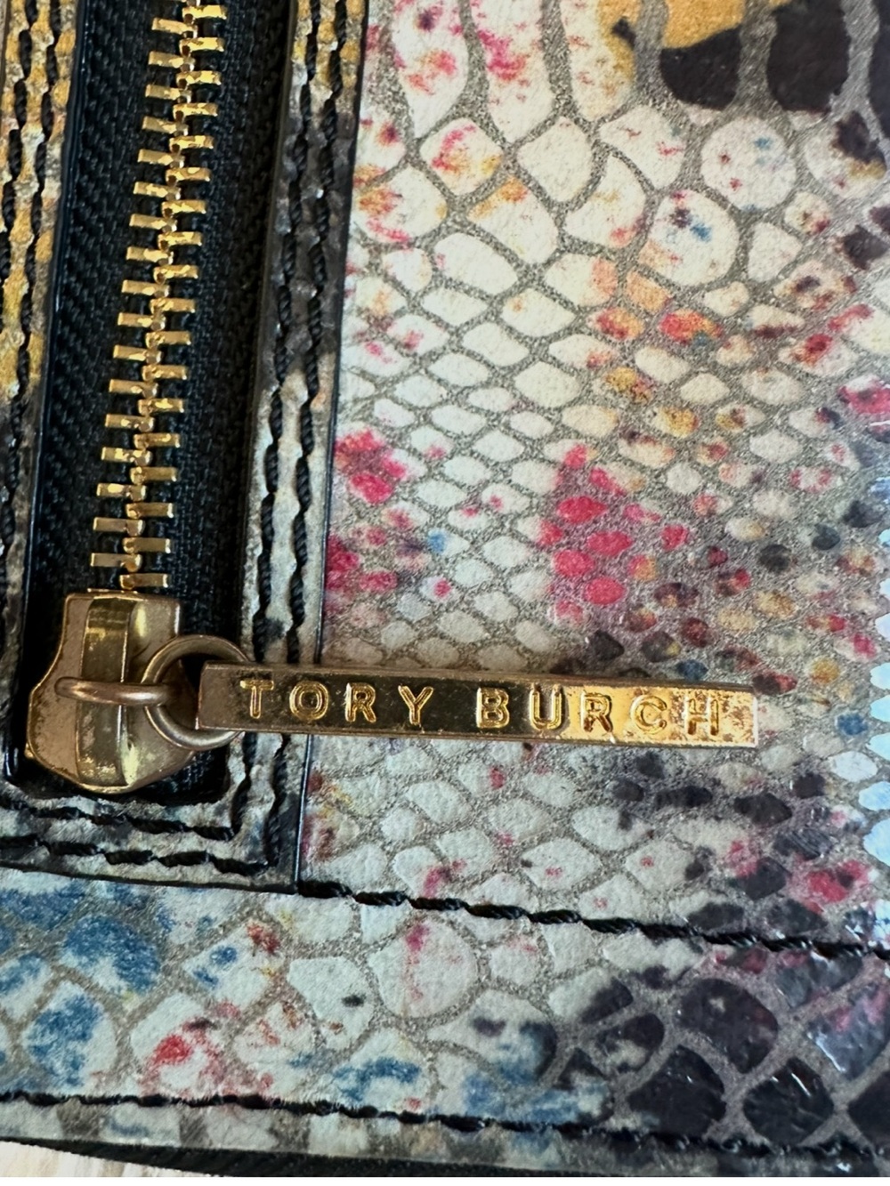 Tory Burch Multicolor Snake-Print Zip Card Wallet with Gold Hardware Zip around - Picture 12 of 16